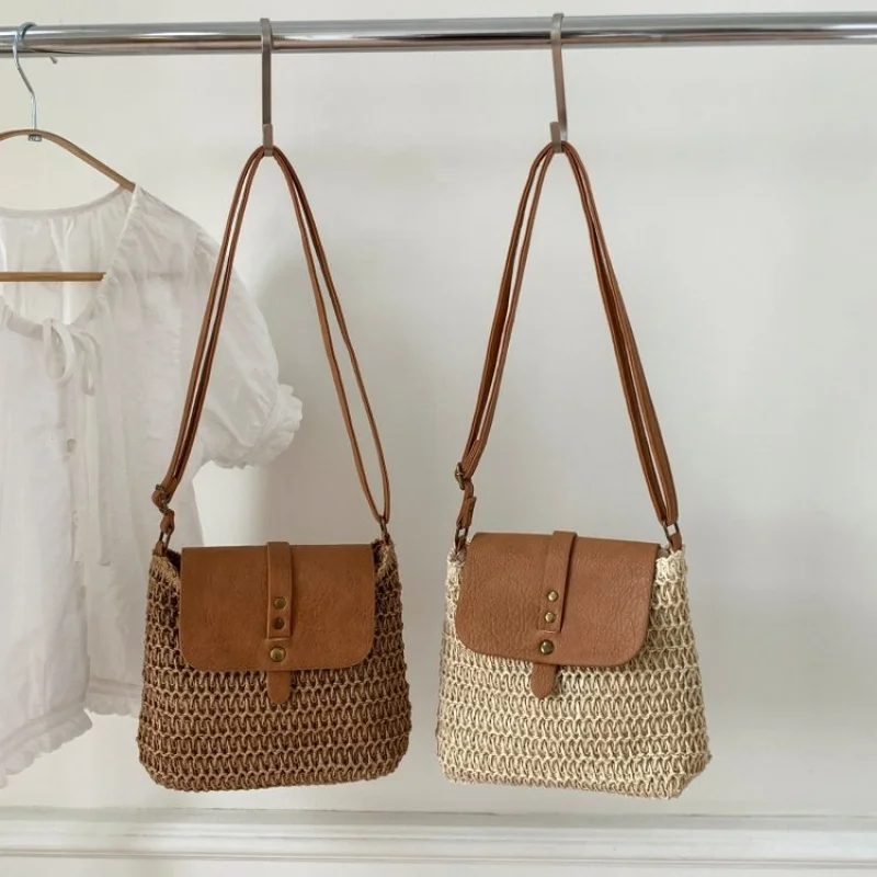 

Luxury Simple Shopper Bag For Women With Large Capacity And Trendy Crossbody Messenger Feature