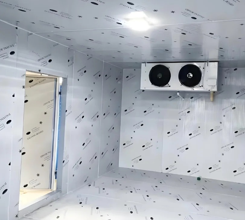 غرفة باردة متنقلة سهلة التركيب وعملية للغاية ومناسبة لمعظم السلع المبردة وغرفة باردة متنقلة