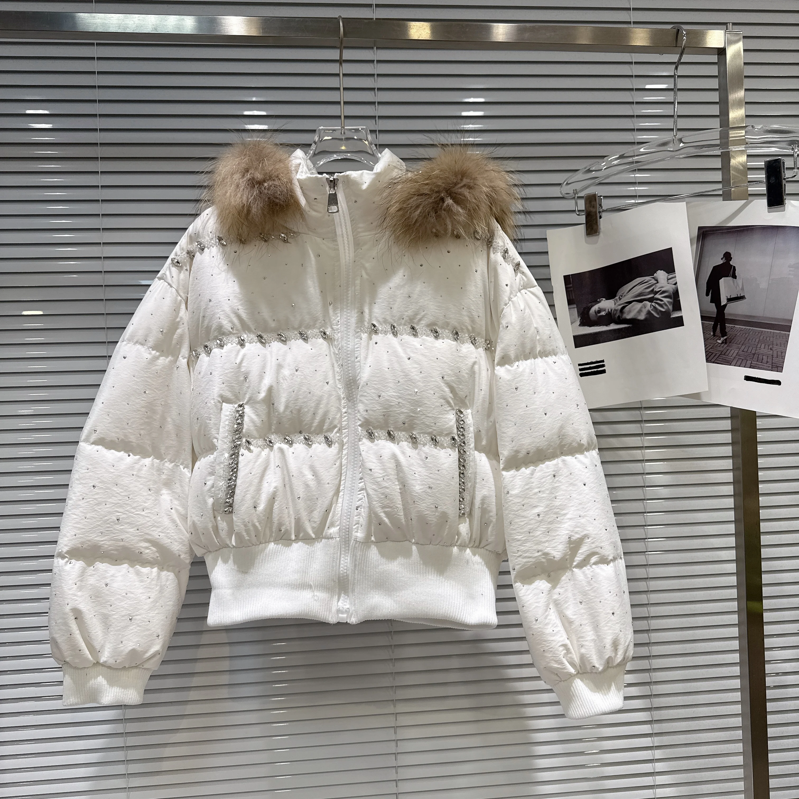 الشتاء حجر الراين يزين أسفل سترة للنساء فو الفراء طوق مقنعين نفخة معطف الموضة الأمريكية شارع العليا سترات سميكة #5