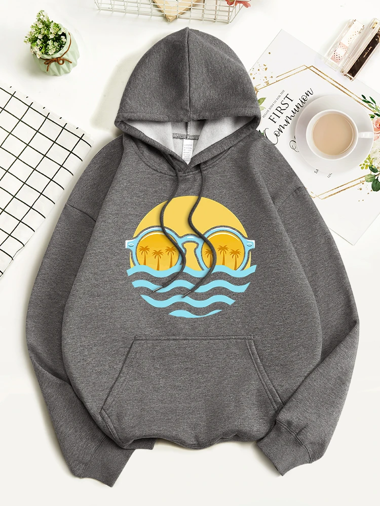 

Hawaii In The Eyes Of Touristswomen Hoodies Campus Cotton Casualsweatshirts Fashion Hat Rope Tracksuit Comfortable Sportswears