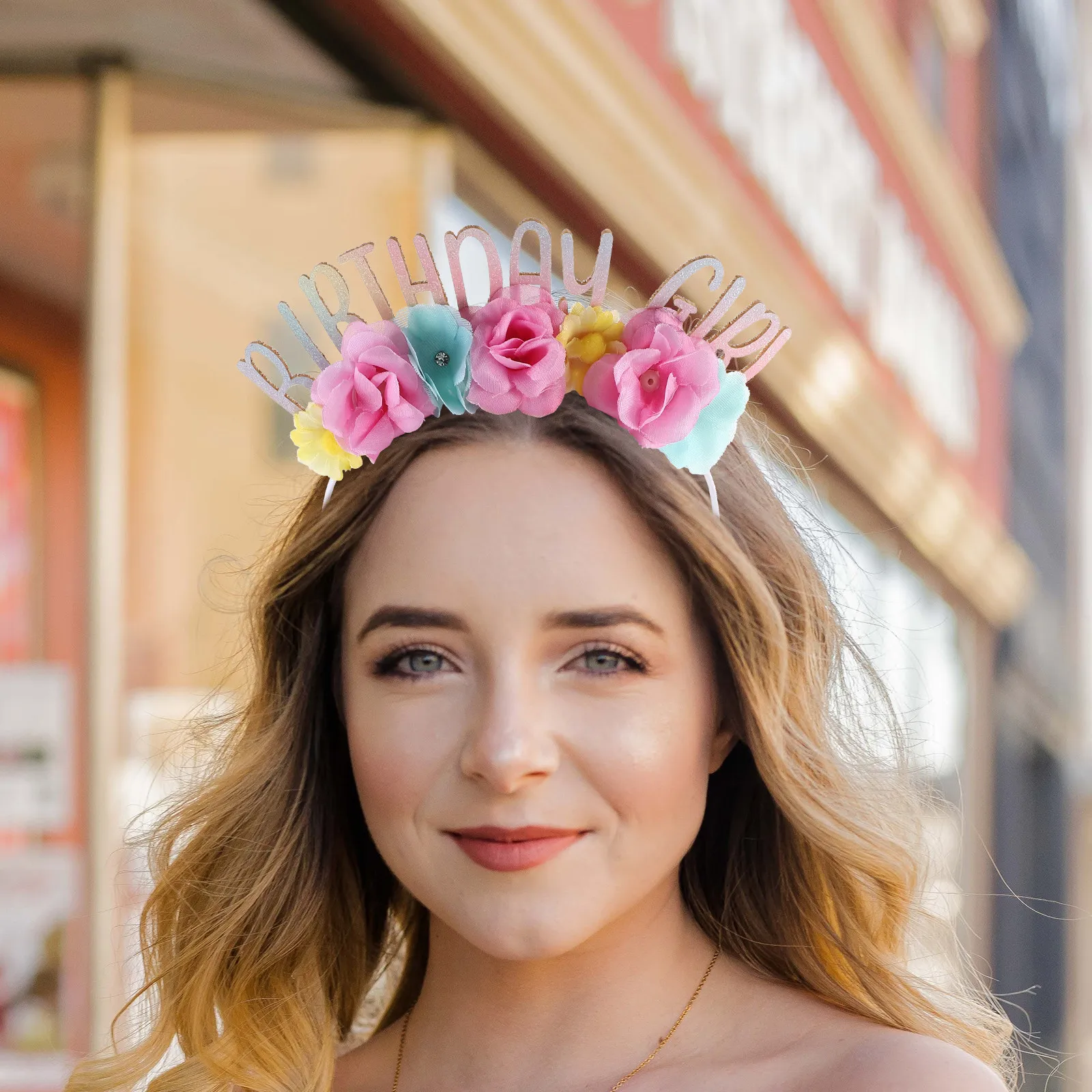 

Реалистичная повязка на голову с цветами и элегантным буквенным дизайном из ПУ-кожи, аксессуар для волос для женщин и подростков, для вечеринок и фотосессий