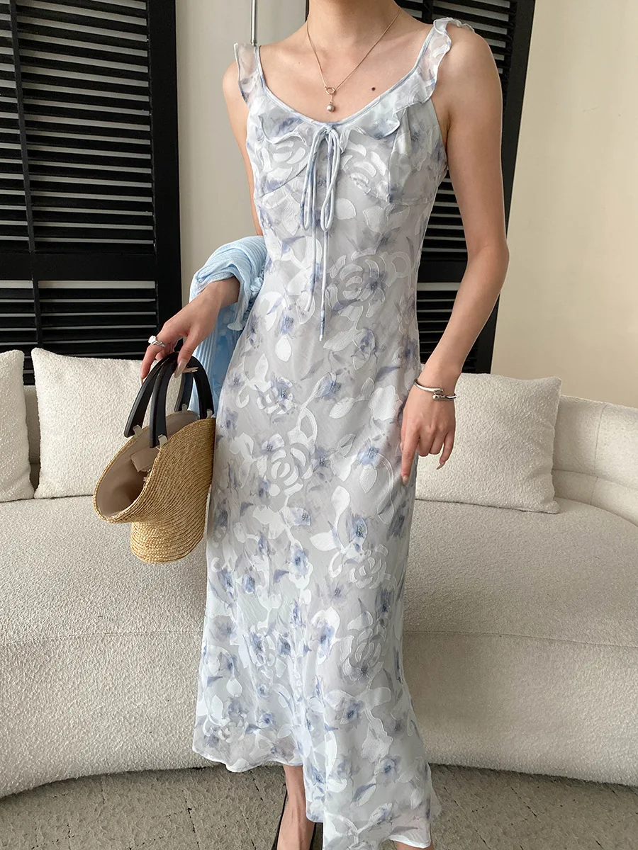 Frühlings- und Sommer-Set für Damen: Rüschenkleid mit Schnürung und Blumenmuster sowie Strickjacke – Detail 13