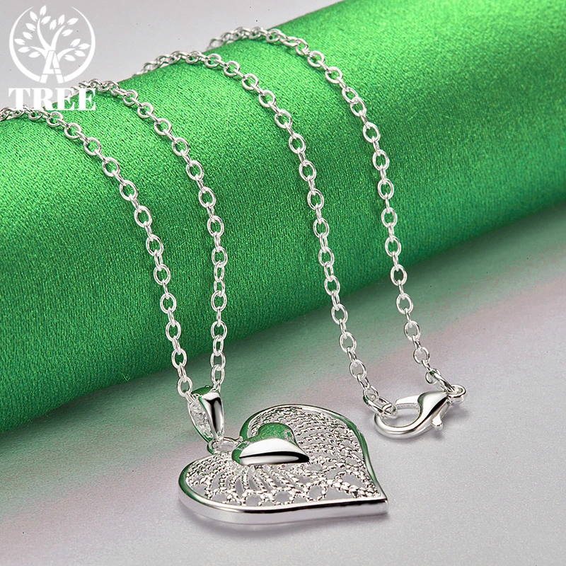 Women's 18K Gold Heart Pattern Pendant Necklace, Gift