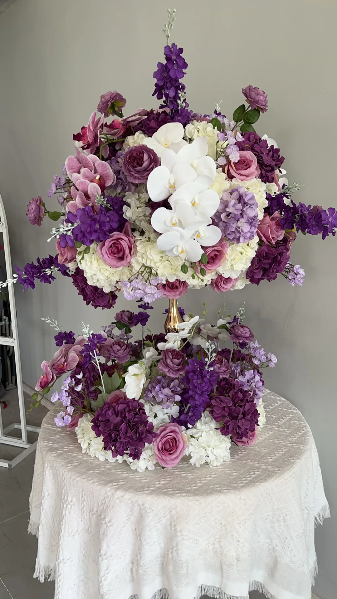 70CM Lila Künstliche Orchideen-Blumenkugel Hochzeitstisch-Mittelstück Kerzenhalter Deko Künstliche Seidenblumen-Arrangements für Events und Partys – Detail 5