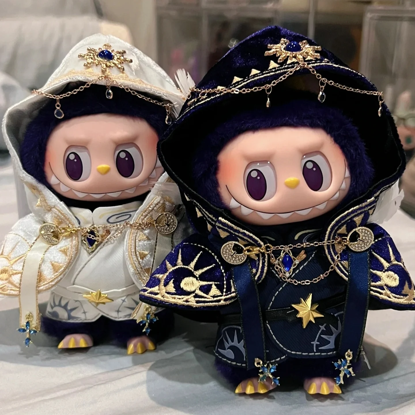 

Одежда для Labubu 15/17 см, подходит для V1v2v3, плащ, одежда, аксессуары для Labubu ручной работы, волшебный плащ, детская одежда, подарки, кукла