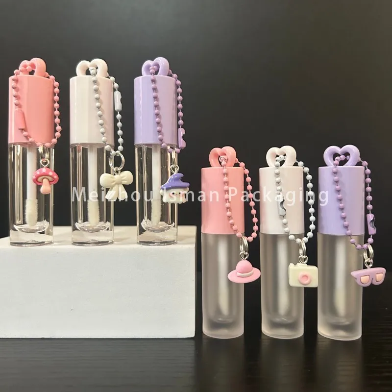 

50Pcs Heart Shaped Clear Frost Cute 2.5ml Lip Gloss Tubes with Key Chain Makeup Lip Balm Container Lip Oil Cosmetic Packaging