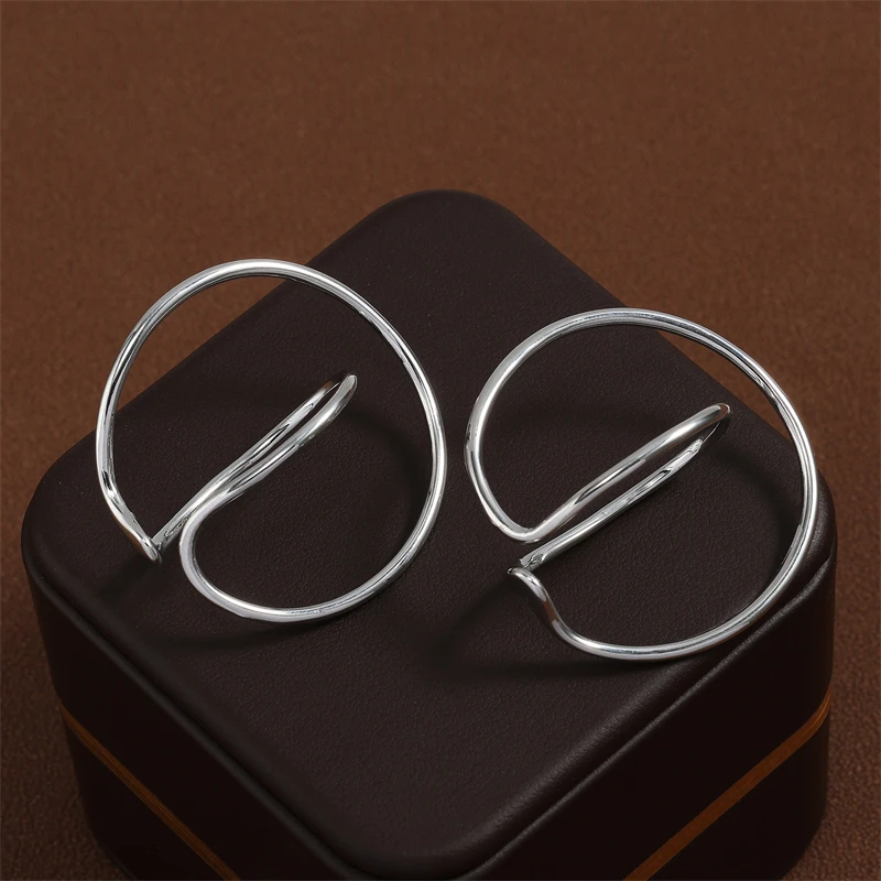 ZAKOL New Trend Simple Geometric Distortion Irregular Curve Clip Earrings for Women Girl No Pierced Earrings Jewelry Gift