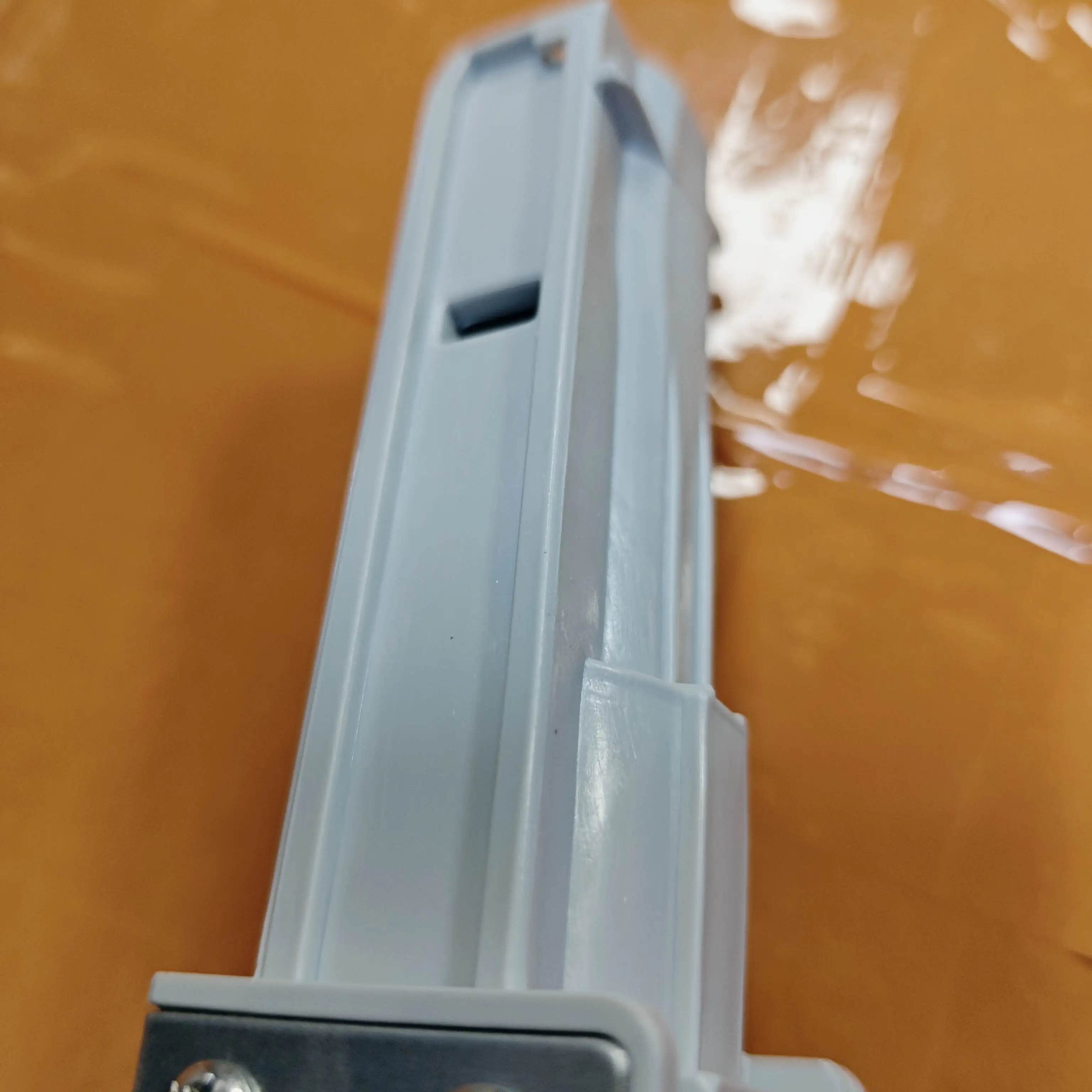 

2PC Q7404-60024 Q7404-60029 ADF Hinge for HP LaserJet 500 M521 M525 M575 CM4540 / 521 525 575