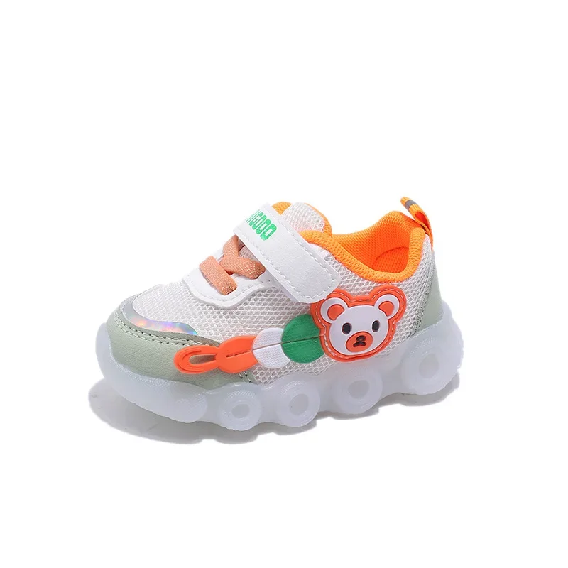 Fashion Children's Luminous Sneakers LED Flashing Shoes for Girls Baby Casual Shoe 2024 New Autumn Hot Sale Toddler Sports Shoes