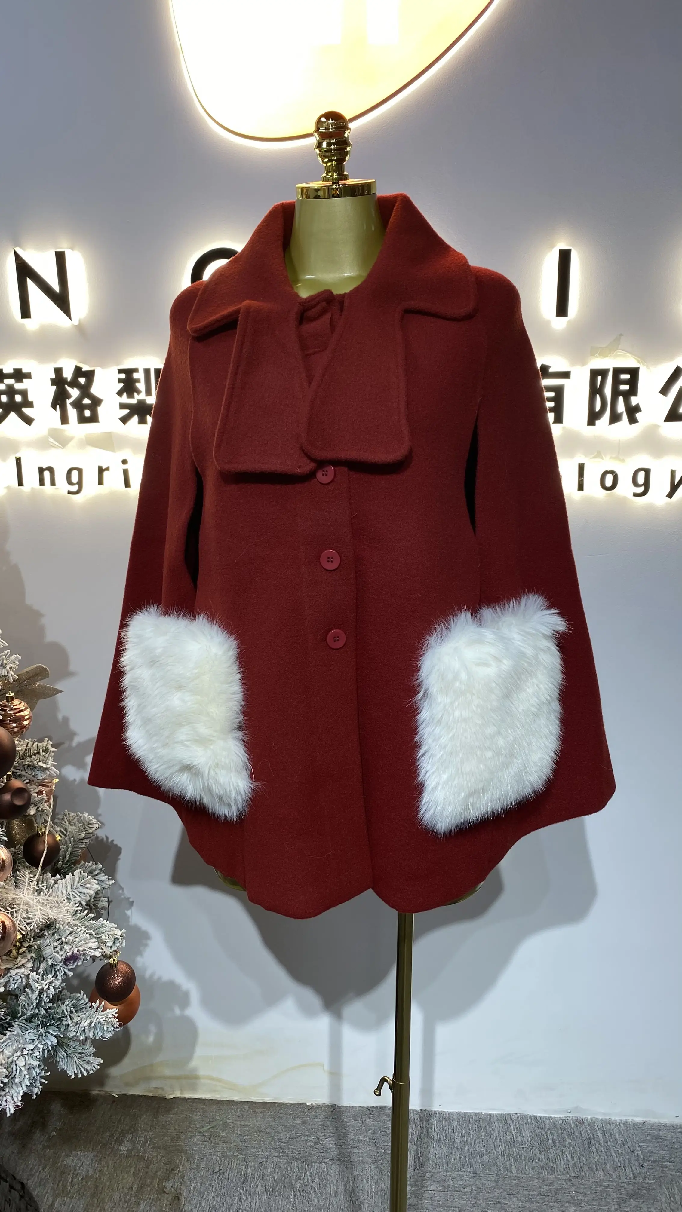 

Премиум оптовая продажа: Новое модное женское двустороннее шерстяное пальто с отложным воротником и длинными рукавами 2026 года - GZXX521