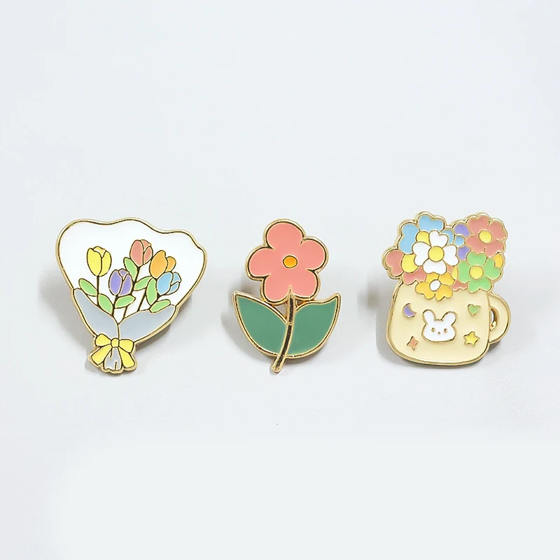 

Kawaii Cartoon Flower Decorative Brooches Metal Beautiful Floral Mini Pins Apparel Handbag Accessories