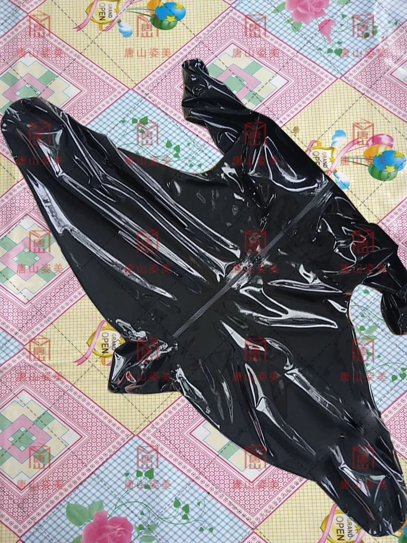 

latex dog sui 5 zip