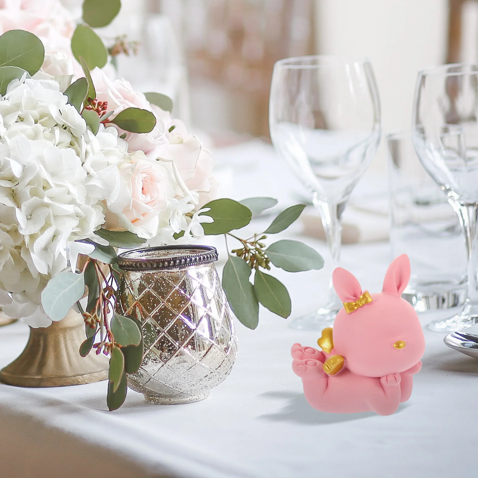 

Cartoon Rabbit Figurines Resin Bunny Decorations Statue Bunnies Sculpture for Home Shaped