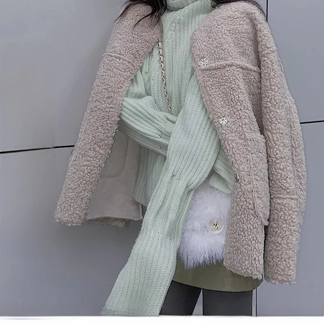 

Женская зимняя шуба из натуральной кожи с мехом, модель Sweet Sle, на пуговицах