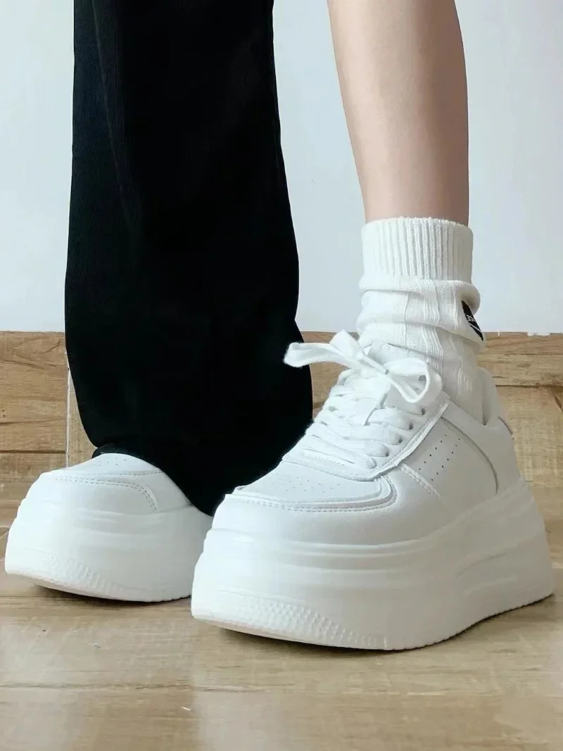 White Sports Shoes Korean Women Platform Sneakers Casual Harajuku Tennis Female Vintage Vulcanize Designer Footwear