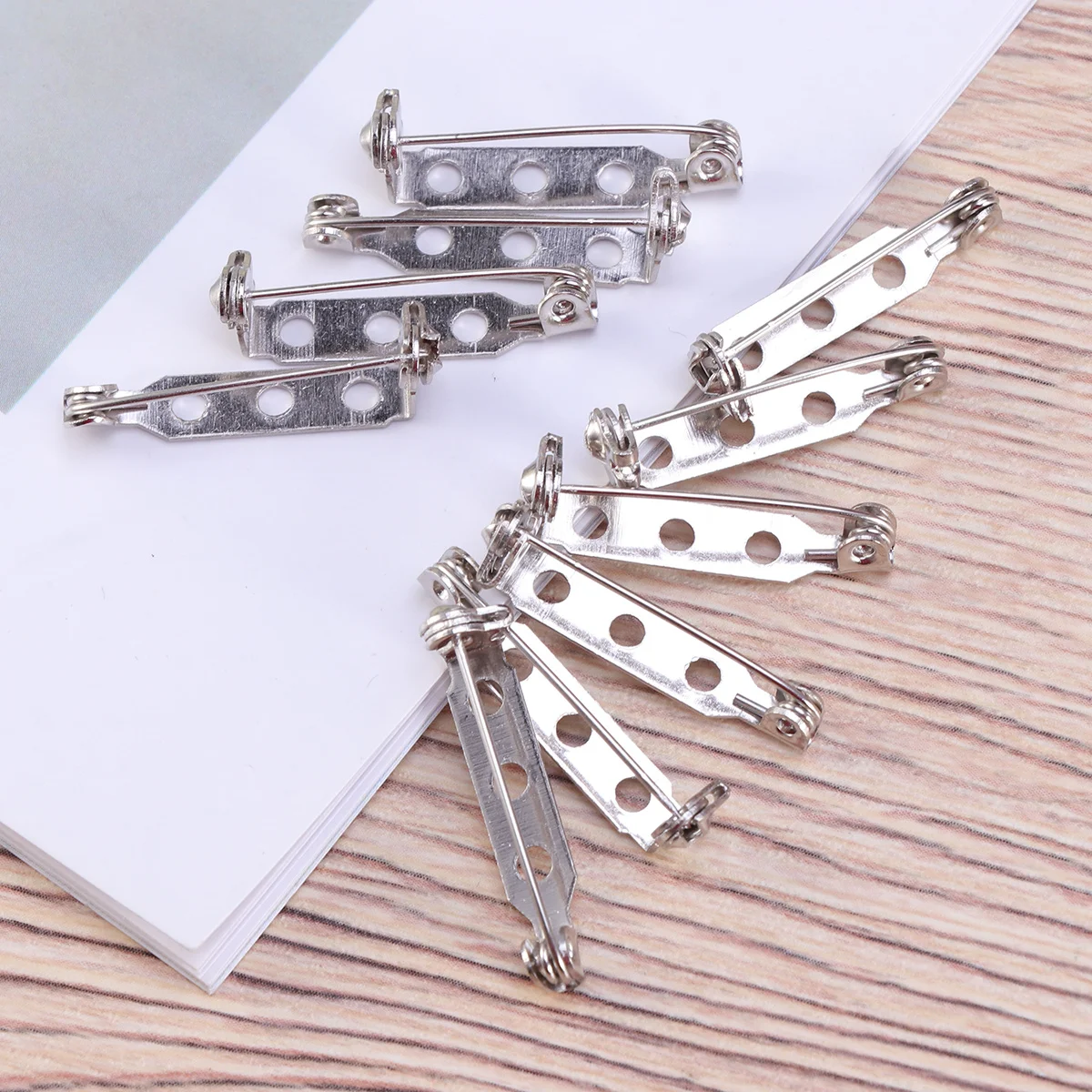 

40pcs Chest Pin Base Durable Simple Design For Blankets Quilts Scarves Clothing Craft Pin Fastener Home Office Use Silver