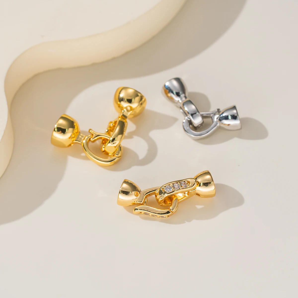 2 Stück 18K vergoldete Perlenv – Pearl Necklace Bewertung und Preis