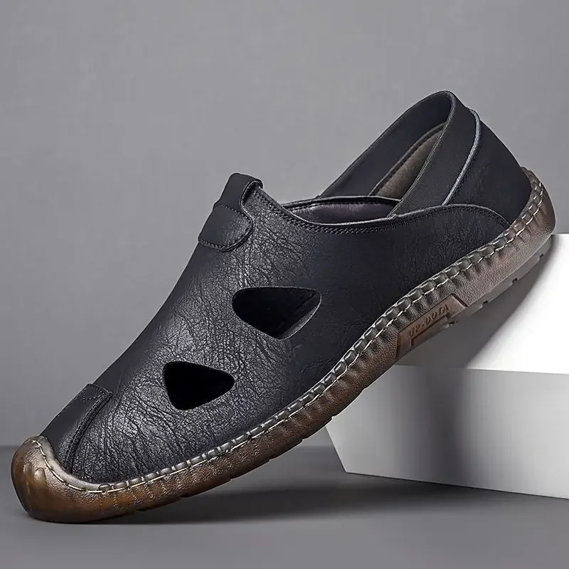 

Сверхлегкие мужские сандалии с отверстиями, летняя распродажа из натуральной кожи, нескользящая, большого размера, новый модный дизайн, поступление 2025 года, купить мужскую обувь