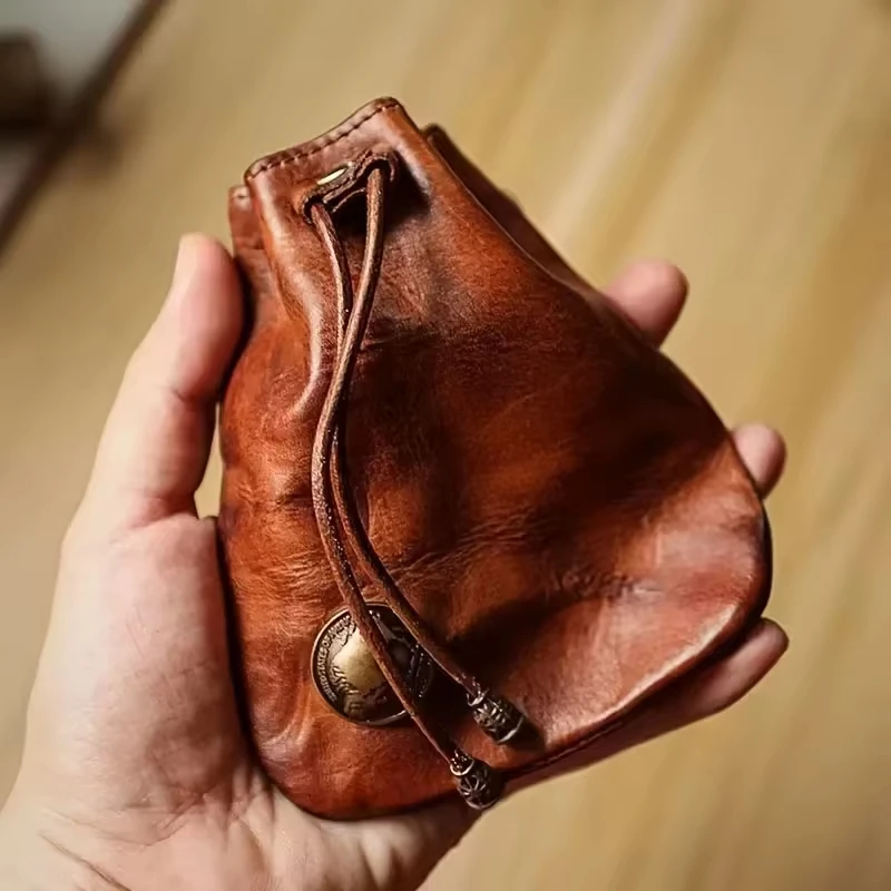 Handmade vintage wallets, waist packs, lace up bags, keyframes and multifunctional cards, coin wallets and wallets