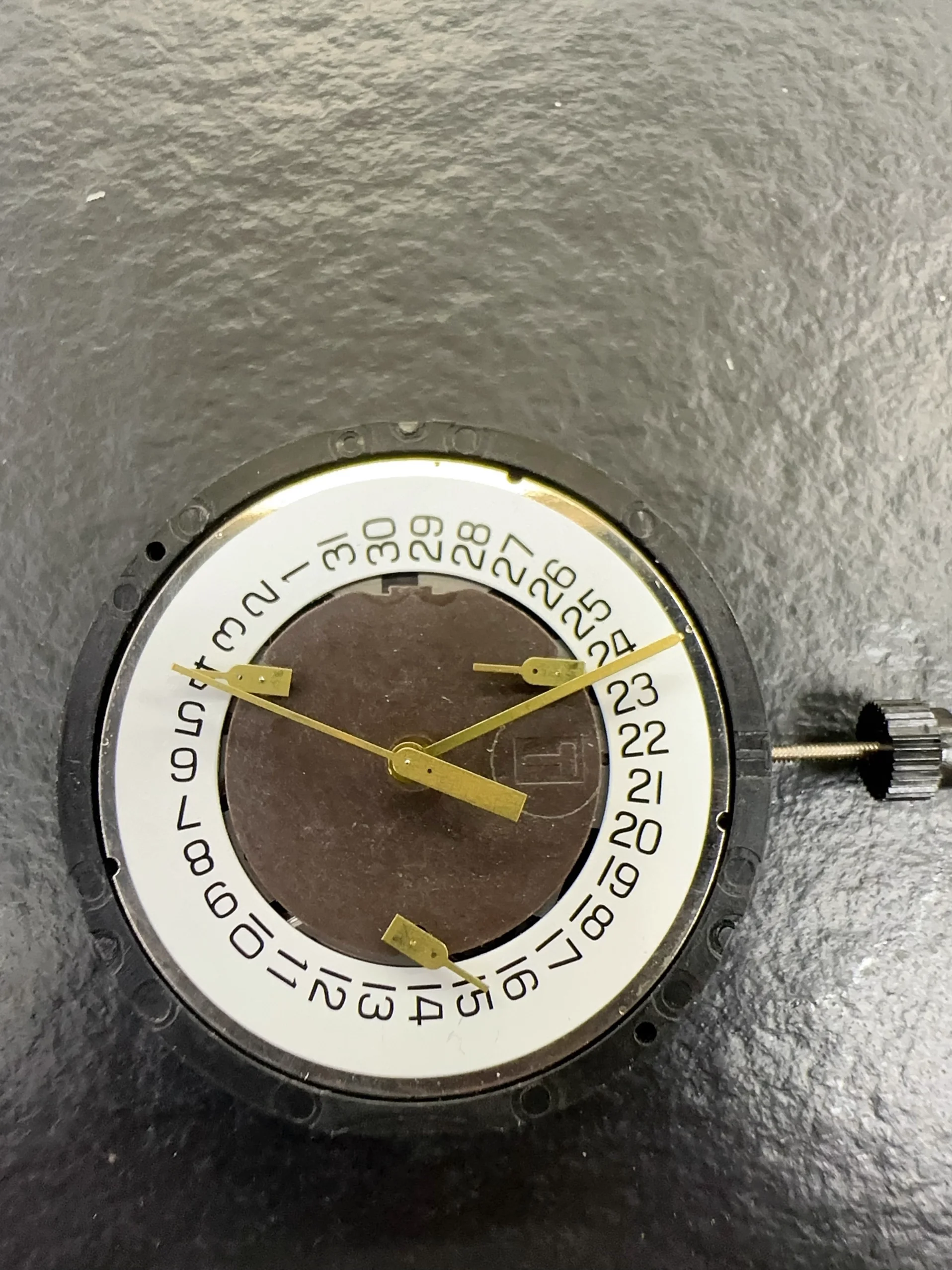 

FOR ETA Swiss Original Movement G10.711 replacing G10.71A G10.712 movement, 6 hands, 4 o'clock date