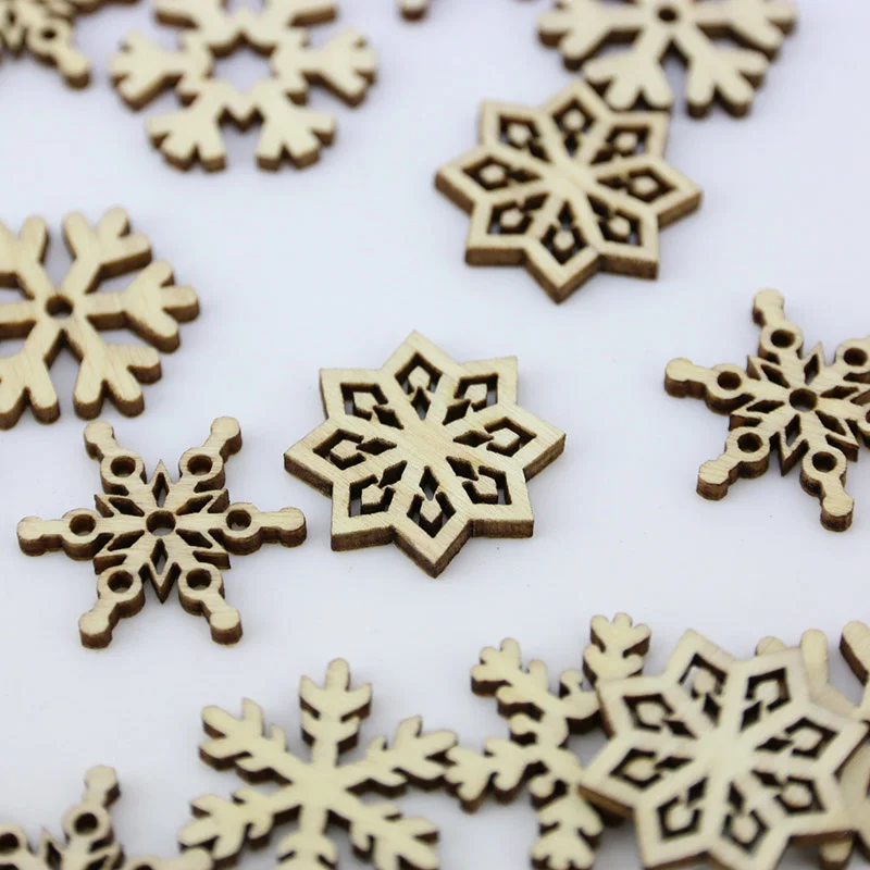 (100 Pieces/pack) 25mm Wooden Snowflake Mixed Snowflake Christmas Tree Pendant New Year Home Decorations