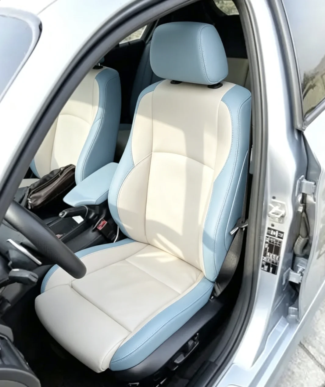Für BMW E87 2008~2011 Maßgefertigte Autositzbezüge Luxuriöses Nappaleder 100% Passgenau Innenausstattung 360 ° Vollständige Abdeckung – Detail 6