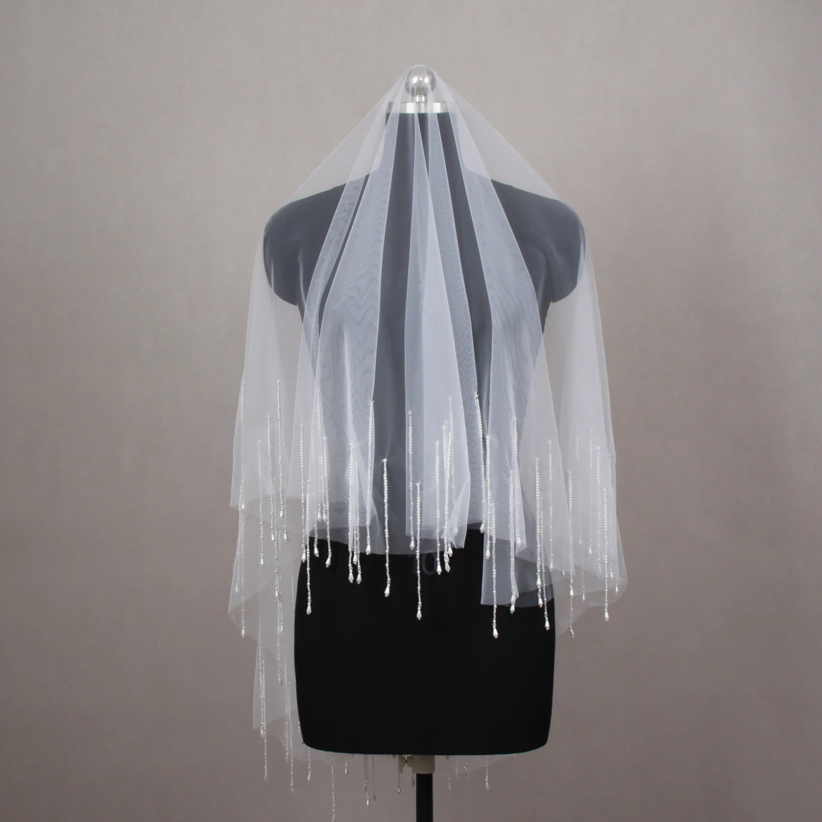 صورة مادية لحجاب يغطي الوجه بشرابة العروس مع لآلئ وكبيرة صغيرة وكبيرة ومزودة بالكريستال G44 مخيط يدويًا