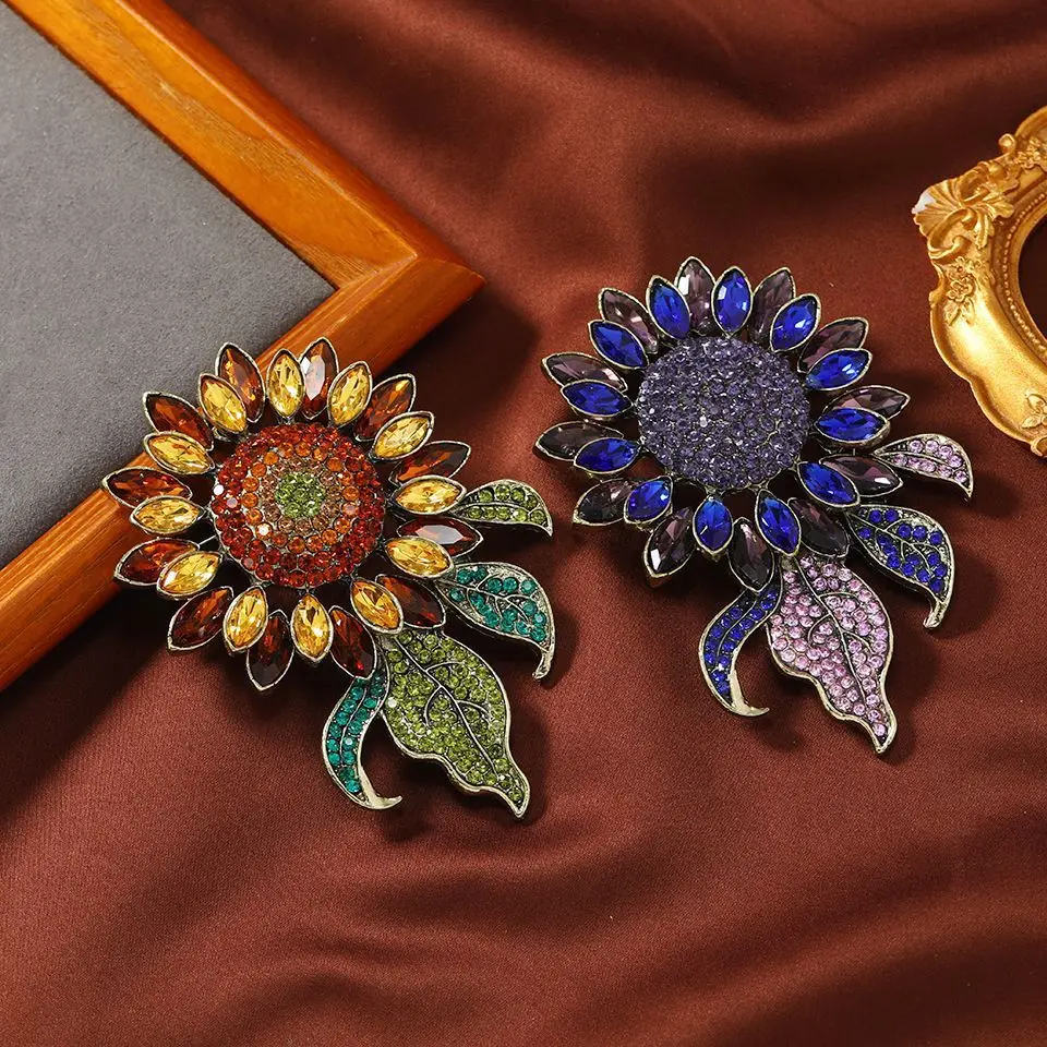Vintage Exquisite Multicolor Zircon Sunflower Brooches For Women Fashion Crystal Pin Jewelry Party Office Suit Decor Unisex Gift view 2