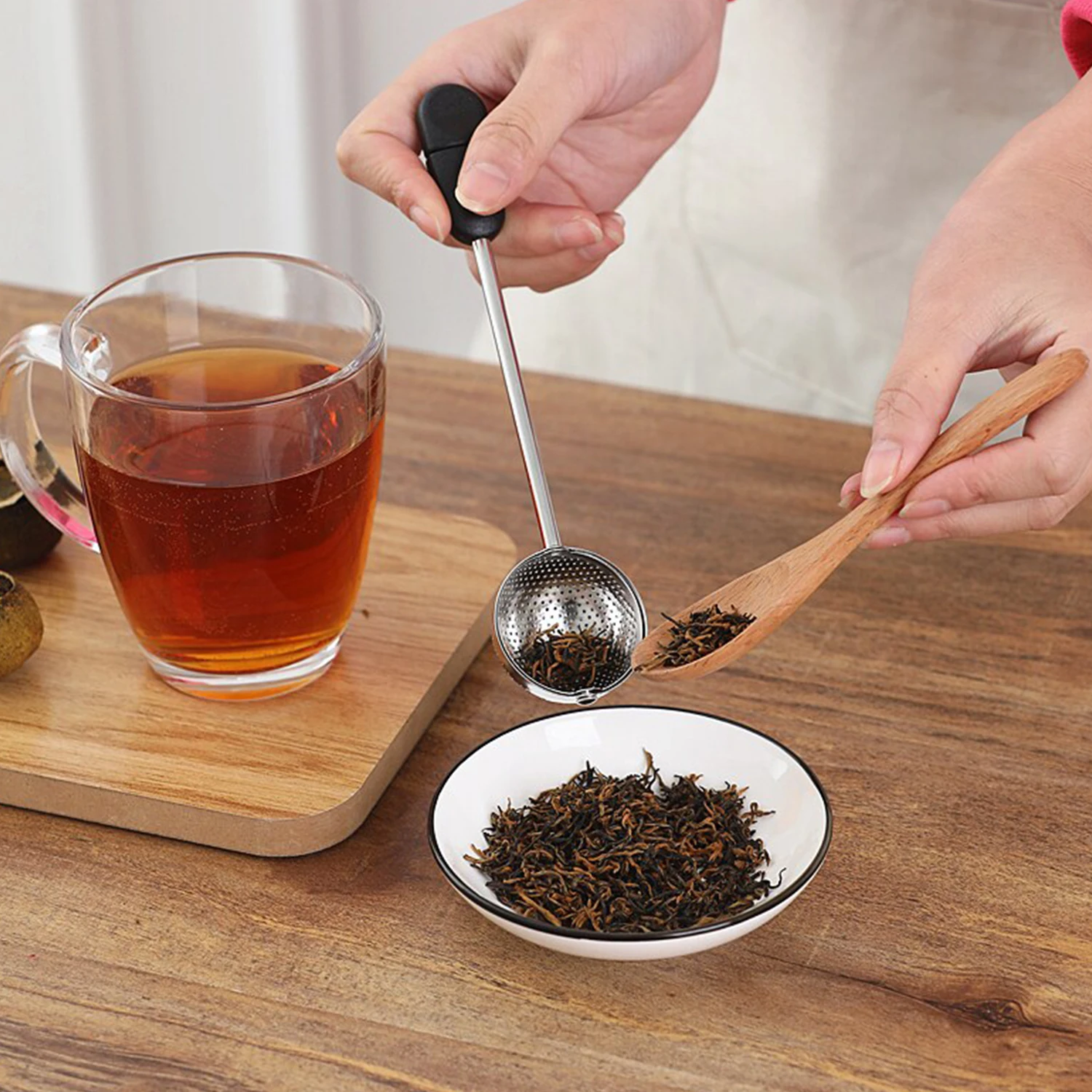 

OANKR Tea Strainer,Stainless Steel Tea Ball Infuser Filter,Fine Mesh Tea Infuser Spoon Strainer,Loose Leaf Tea Steeper,Tea Tool