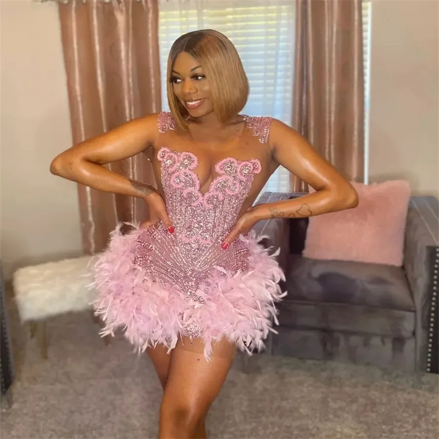 

Luxury Feather Pink Prom Dresses With Beaded Crystal Cocktail Dresses Women Evening Birthday Evening Dress Customized
