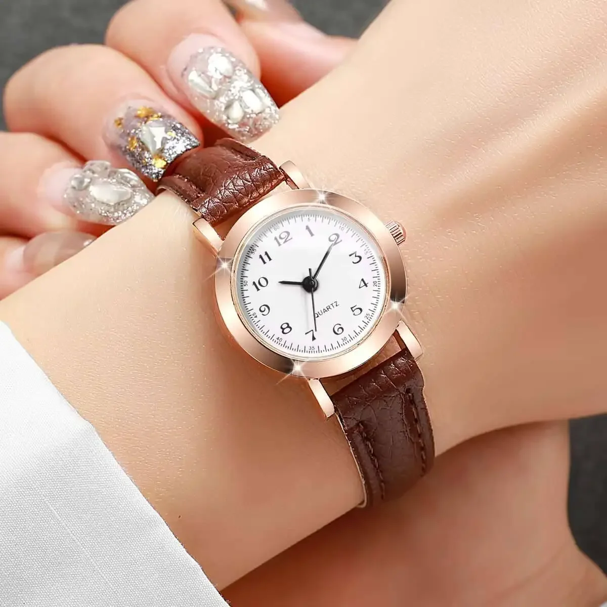 Fashion Small Dial Women Watches Casual Leather Strap Analog Quartz Wristwatch Girls Clock（Without Box） - view 3