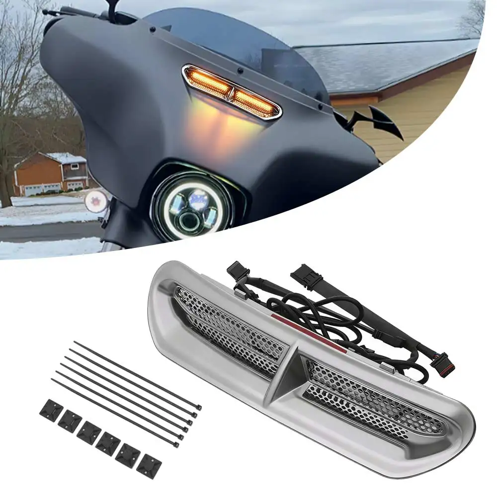 

Motorcycle Chrome 1 PCS Front Fairing LED Vent Trim Turn Light ABS Plastic For Harley Tri Glide Ultra Classic FLHTCUTG 2014-2025
