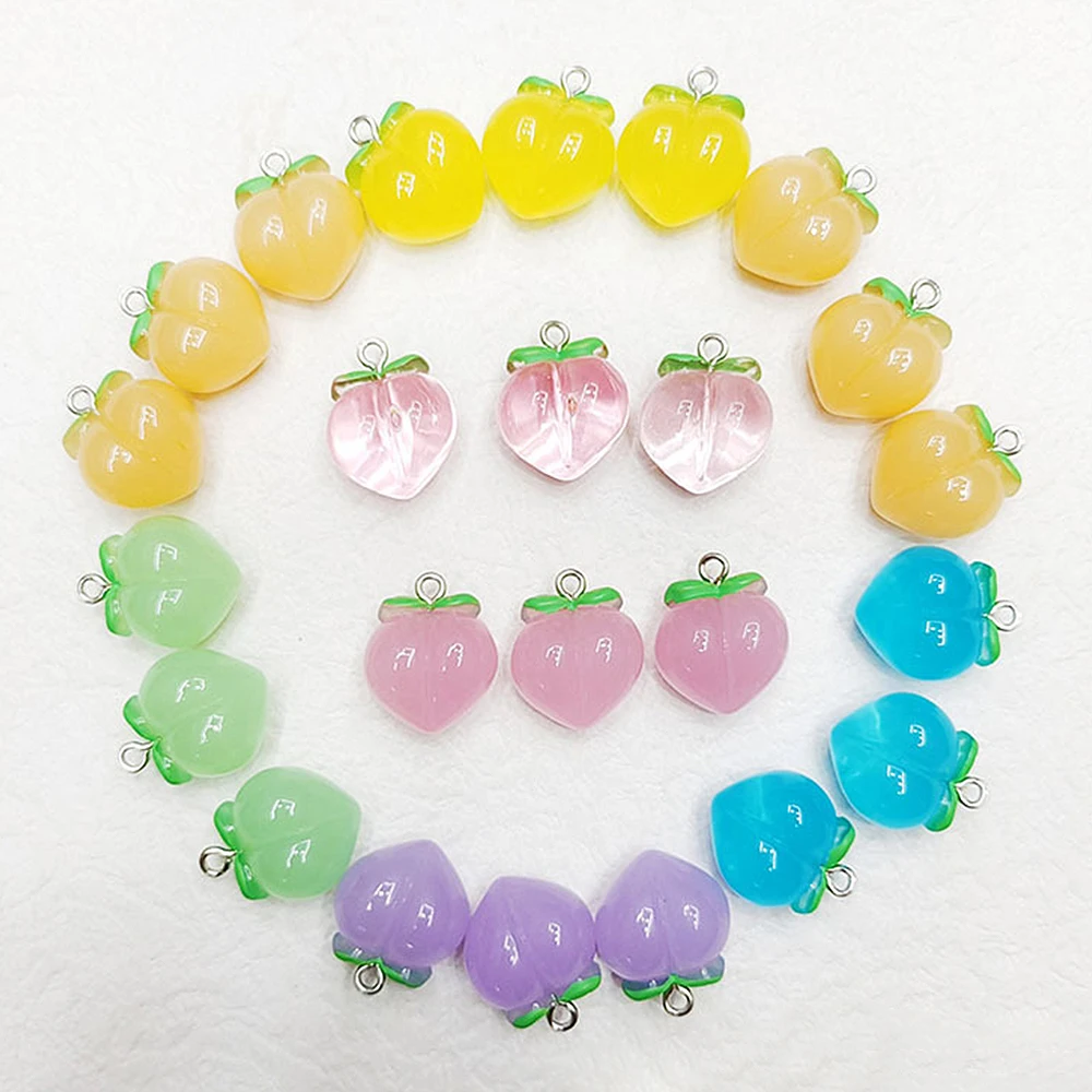 10 個 3D ピーチフラット樹脂チャームペンダント透明イヤリングピーチチャームフルーツペンダントネックレス DIY リンクぶら下げ装飾品