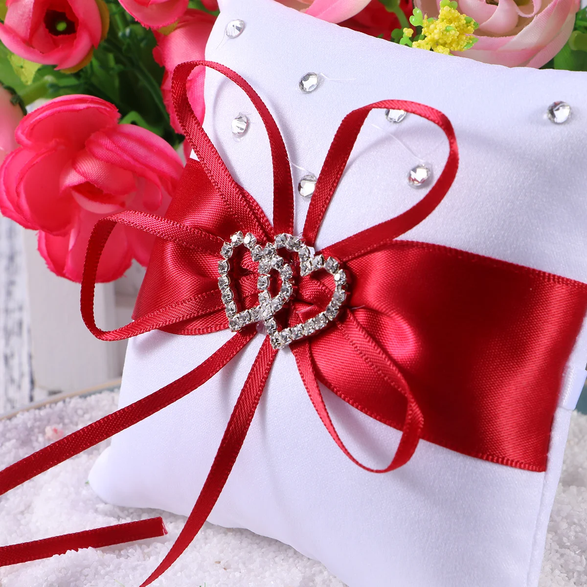 

1Pcs Red Wedding Ring Pillow 20x20cm Bowknot Double Heart Rhinestone Bride Engagement Ring Pillow Wedding Supplies
