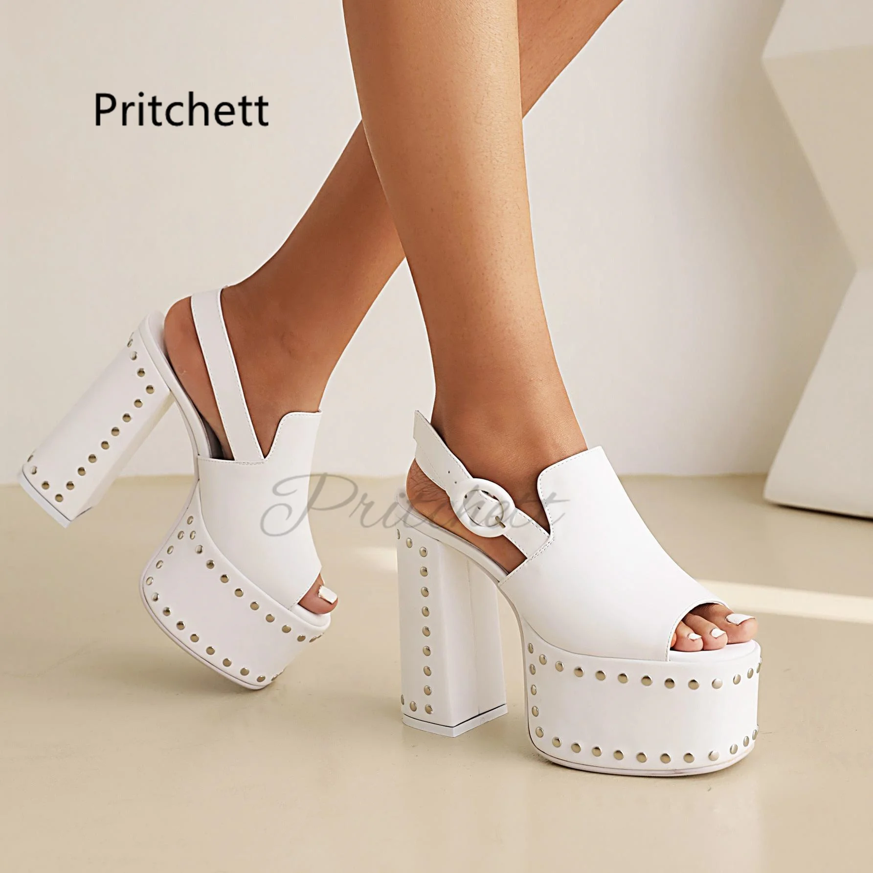 Rivetto Chunky tacchi alti sandali da donna rosso bianco nero in pelle verniciata Peep Toe Platform Shoes Summer Fashion Party banchetto scarpa