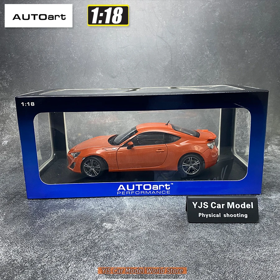 AUTOART Diecast car model 1/18  Toyota 86GT  Static display car models Holiday gifts collection