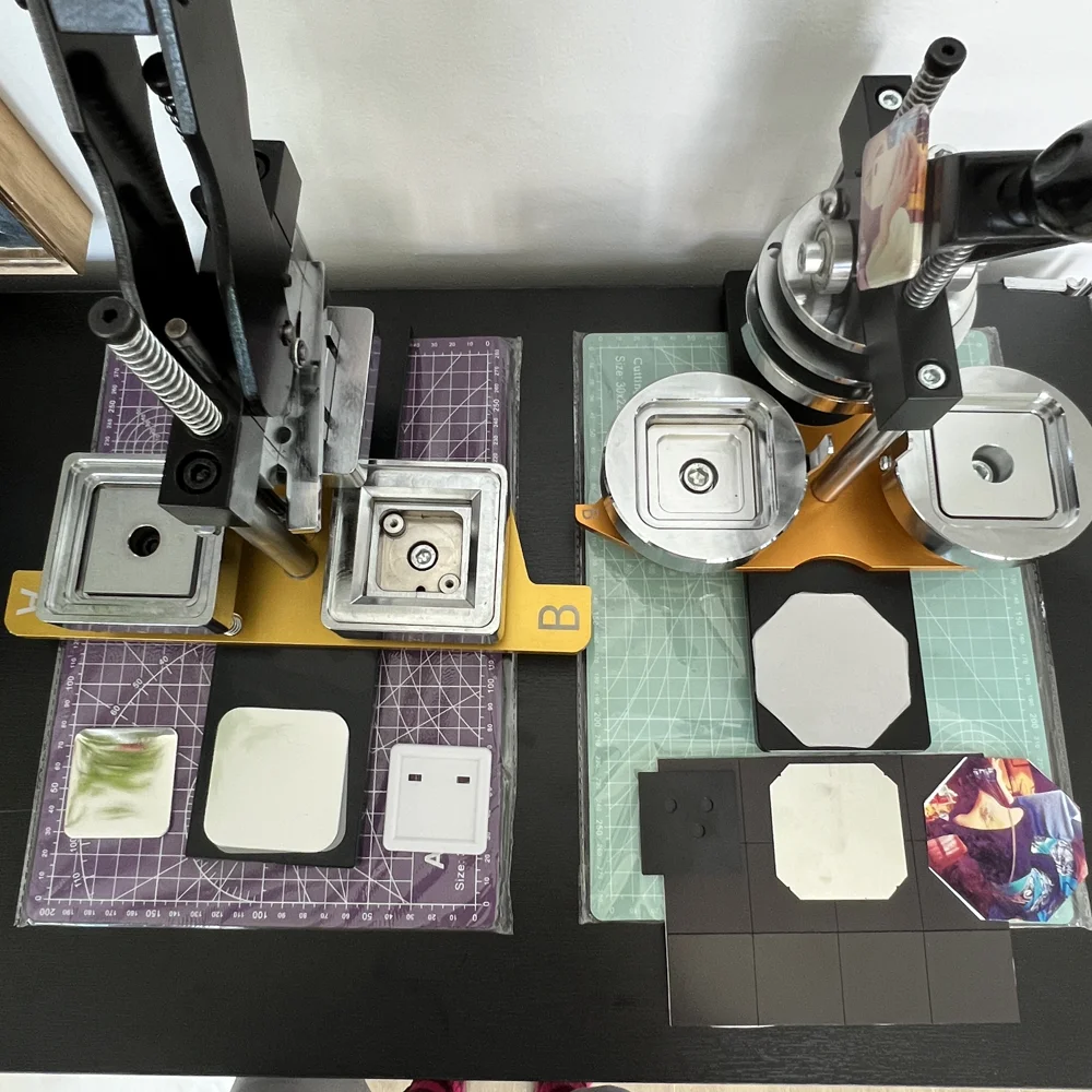 

High Quality Button Pressing Name Badge Making Machine