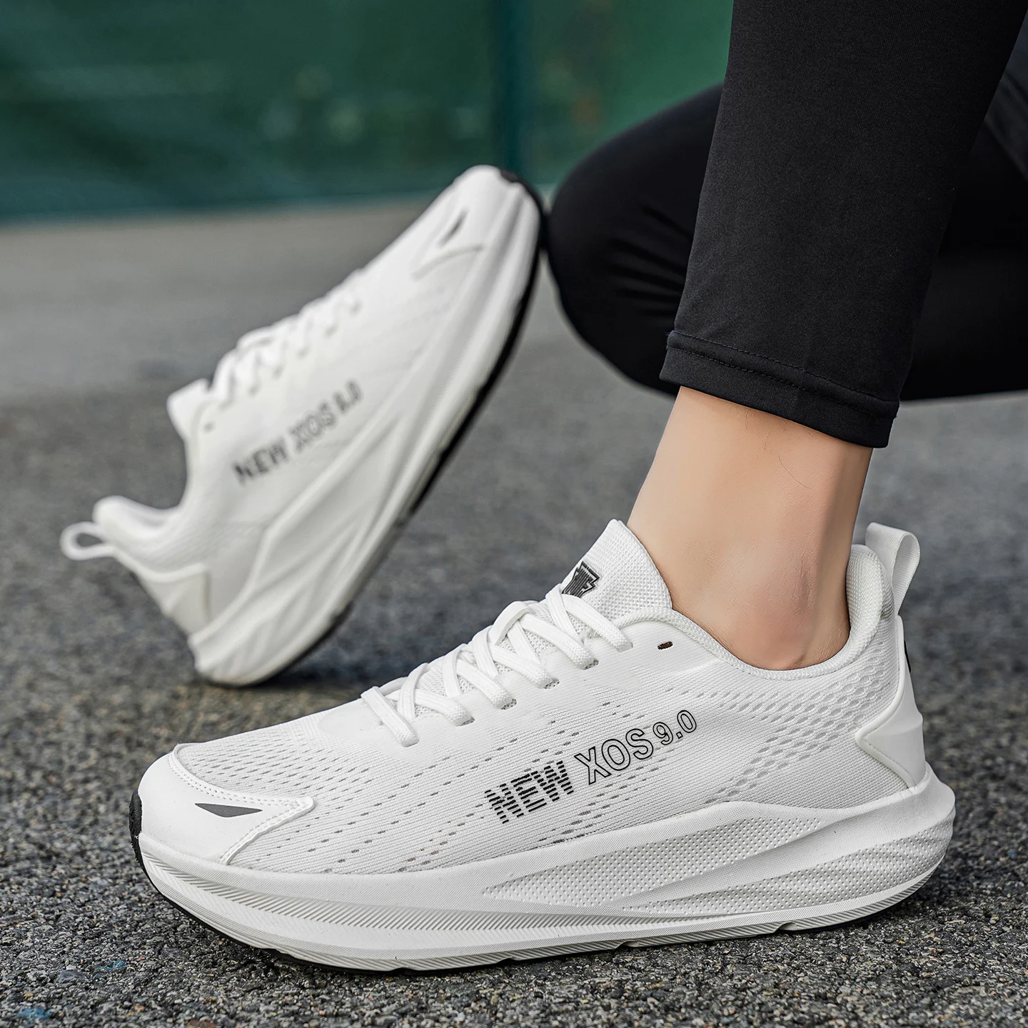 

Новые мужские кроссовки 2026 года: ультралегкие дышащие сетчатые кроссовки для активного отдыха и повседневного спорта