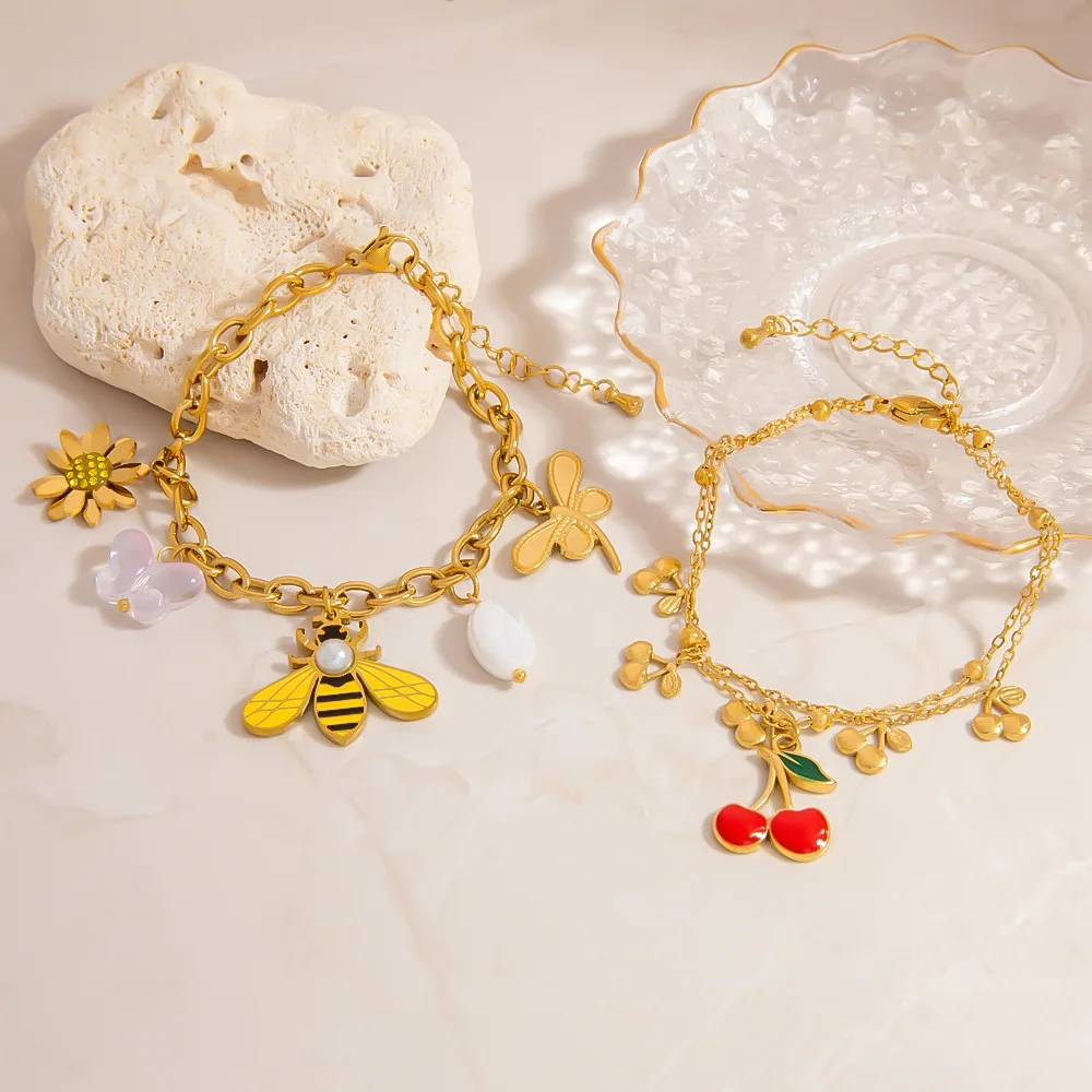 

316L Stainless Steel Pearl Bracelet, Double-layer Cherry Bee Pendant, Fashionable Vacation Style Bracelet, Non Fading for Woman