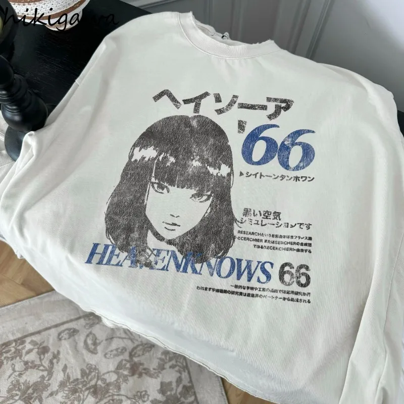 تي شيرت نسائي أبيض موديل 2025 بأكمام طويلة ورقبة دائرية تي شيرت غير رسمي أنيق ياباني Camisetas ملابس الشارع الشهير قميص قطني كبير الحجم