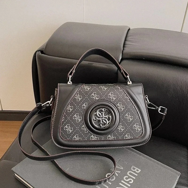 

Winter Hot Sale Vintage Minimalist Women's Quality Leather Crossbody Bag Chic Designer Stylish Large Capacity Commuter Tote