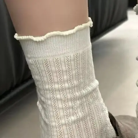 

Women Solid Color Mesh Mid Tube Socks Summer Lightweight Breathable Fashionable Wavy Edge Ballet Style Casual Socks
