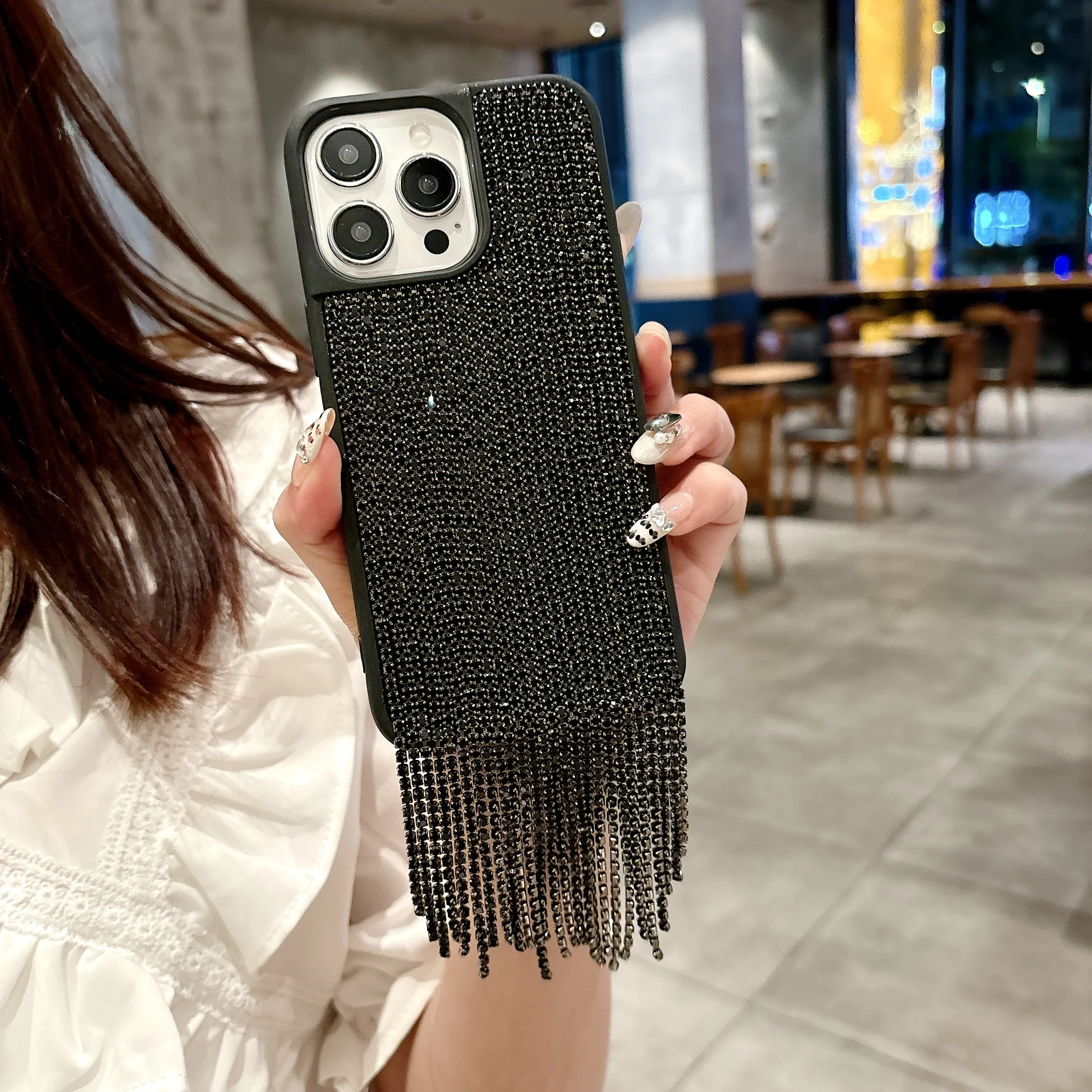 Luxus-Marken-Handyhülle mit Quasten, Glitzer und Pailletten für iPhone 17Air 16 15 14 11 12 13 Plus Pro Max MiNi Rückseite Schutzhülle – Detail 9