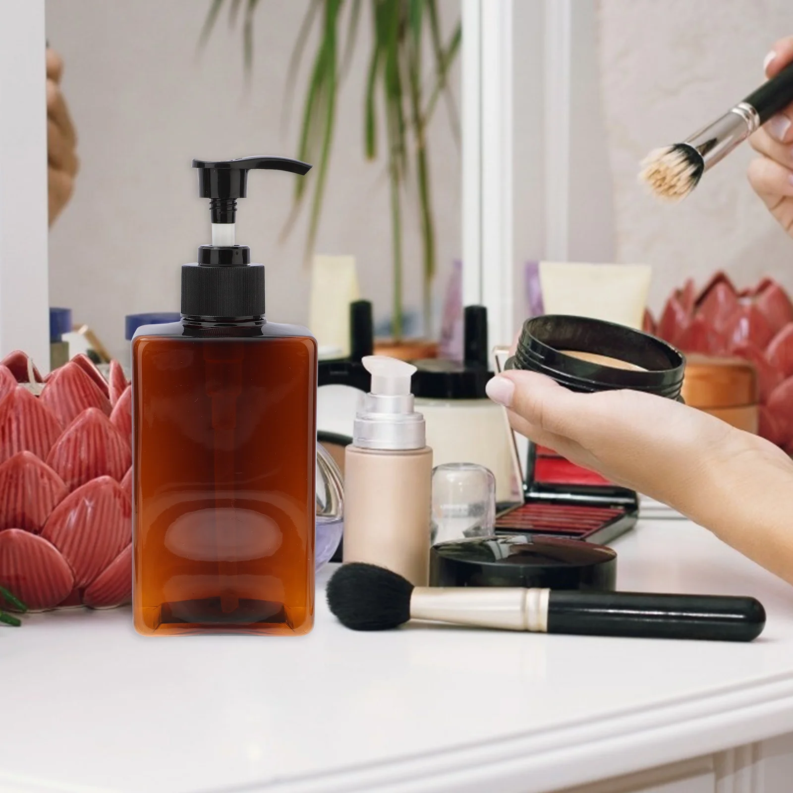 

2Pcs 280Ml Refillable Square Dispenser Bottles Premium Petg Material for Liquid Soap Shampoo Travel Toiletry Organizer Set