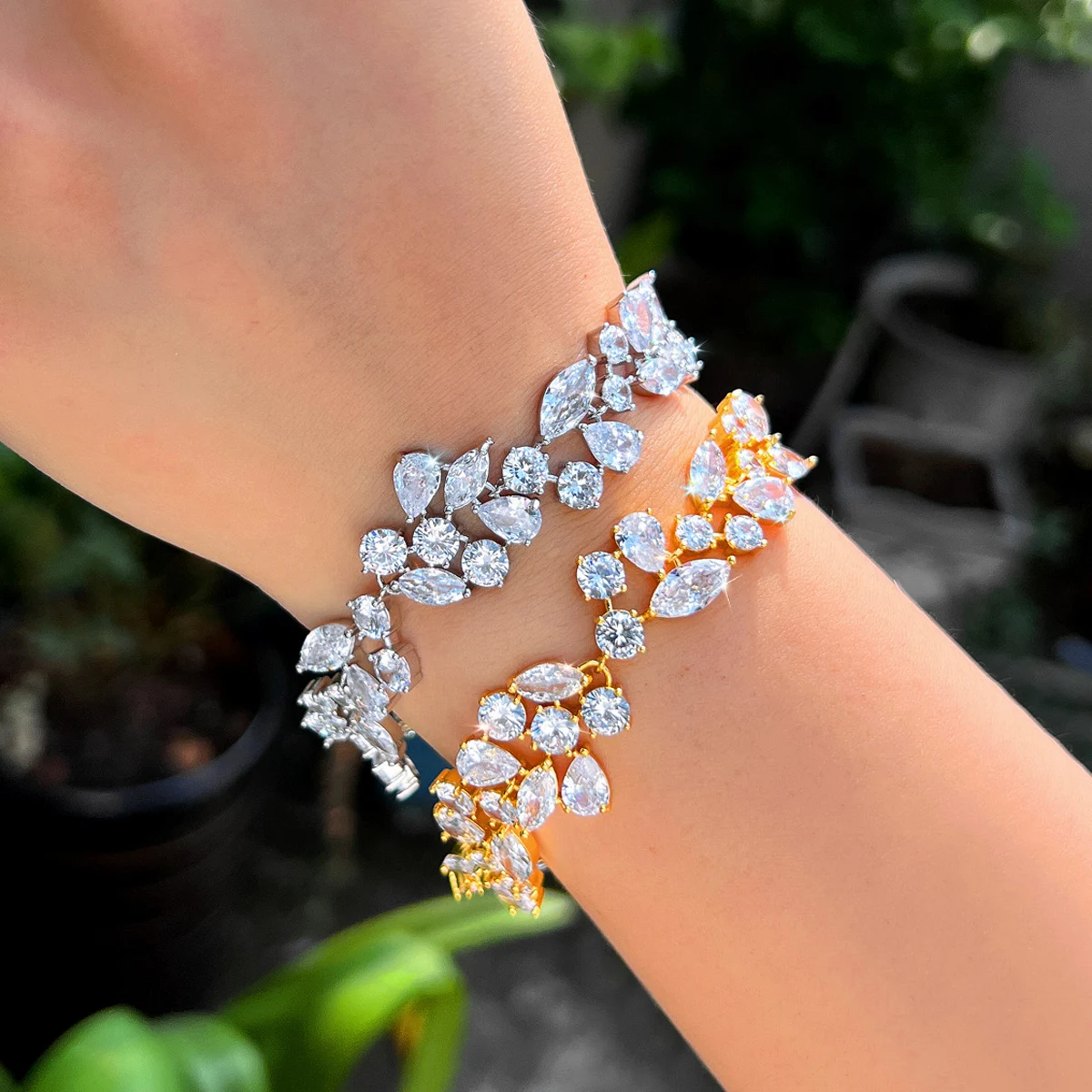 

CWWZircons Gorgeous White Cubic Zirconia Setting Wide Big Leaf Bracelets Bangles for Brides Wedding Jewelry Accessories CB266