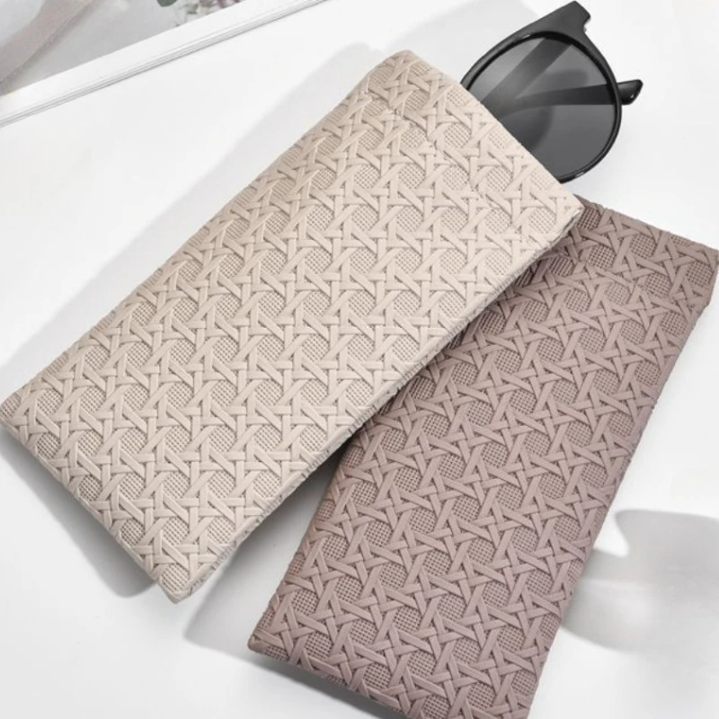 

Minimalist High-End Automatic-Closure Eyeglass Case Portable Leather Soft Sunglasses Case Easy To Use Eyeglasses Case Pouch