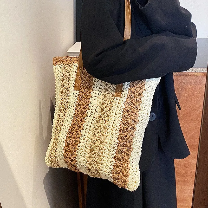 Tas Bahu Wanita Jerami Tas Tangan Anyaman Anyaman Desain Mutiara Fashion Tas Rotan Pantai Musim Panas Kasual Dompet Belanja Tote Besar