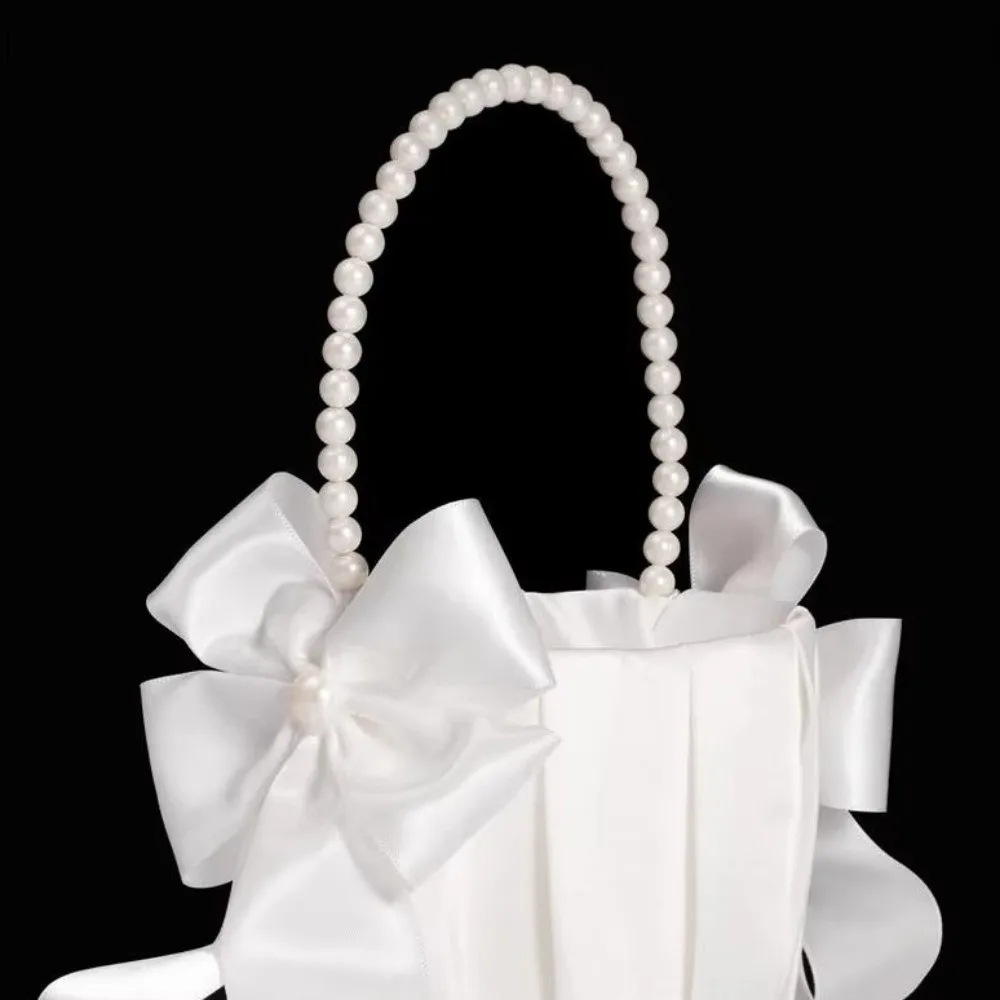 Satin White Wedding Flower Basket Vintage Elegant Pearl Handle Basket Classic Rustic Bowknot Flower Girl Basket Photoshoot Prop image 2