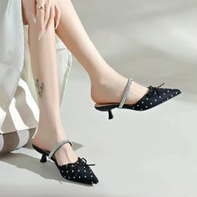 

New Summer Women's Slip-on Sandals Stylish Polka Dot Designer Sandals Comfortable Outdoor Shopping Women's Low-heeled Slippers