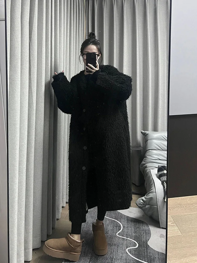 Black Single Breasted Style Plush Coat Women's Winter New American Vintage Loose Versatile Thickened Long Over Knee Coat